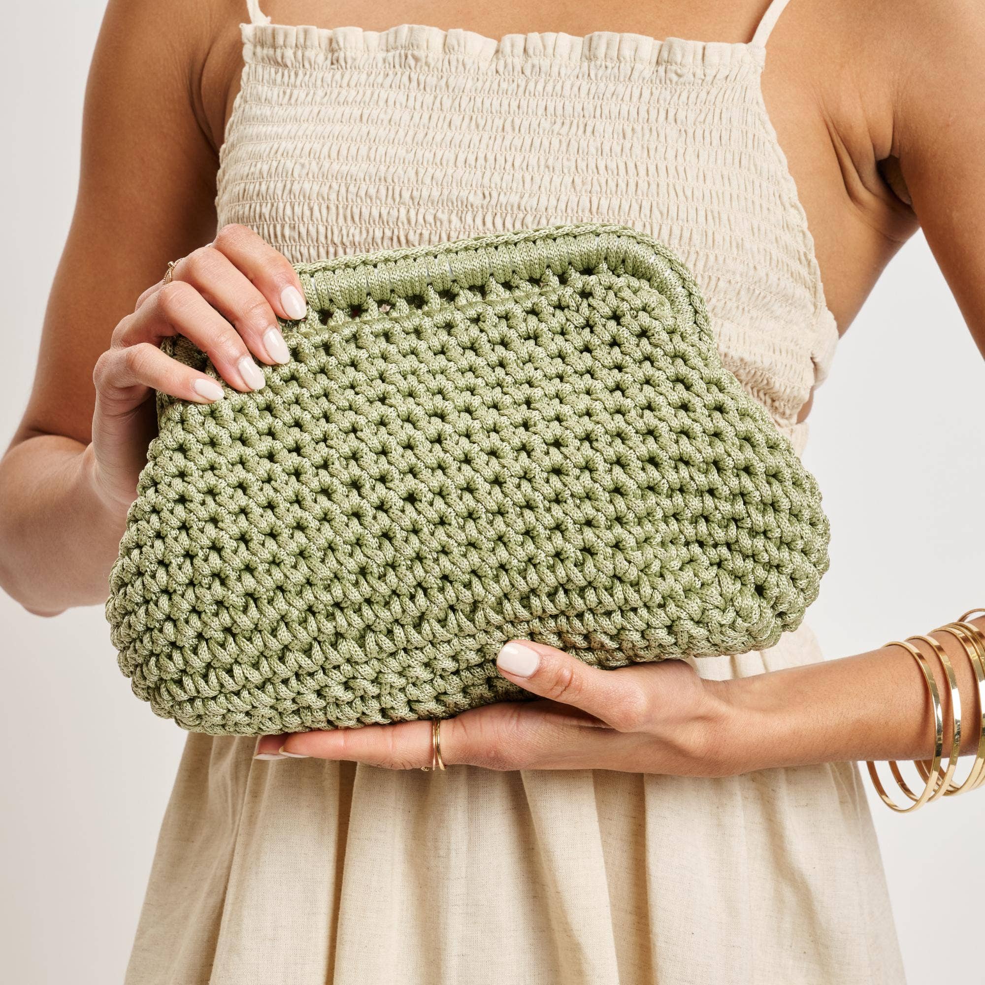 Anastasia Clutch: Natural